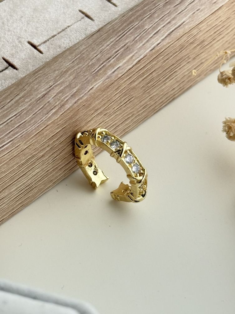 Aurelia Crossline Adjustable Ring