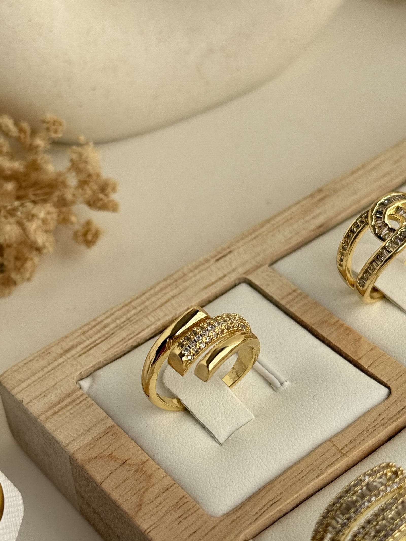 Velora Pavé Wrap Ring