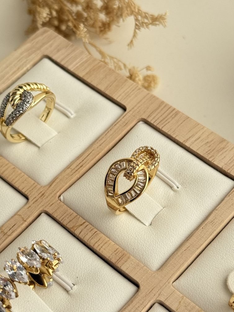 Lumière Knot Open Ring