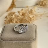 Swan Éclat Pavé Ring