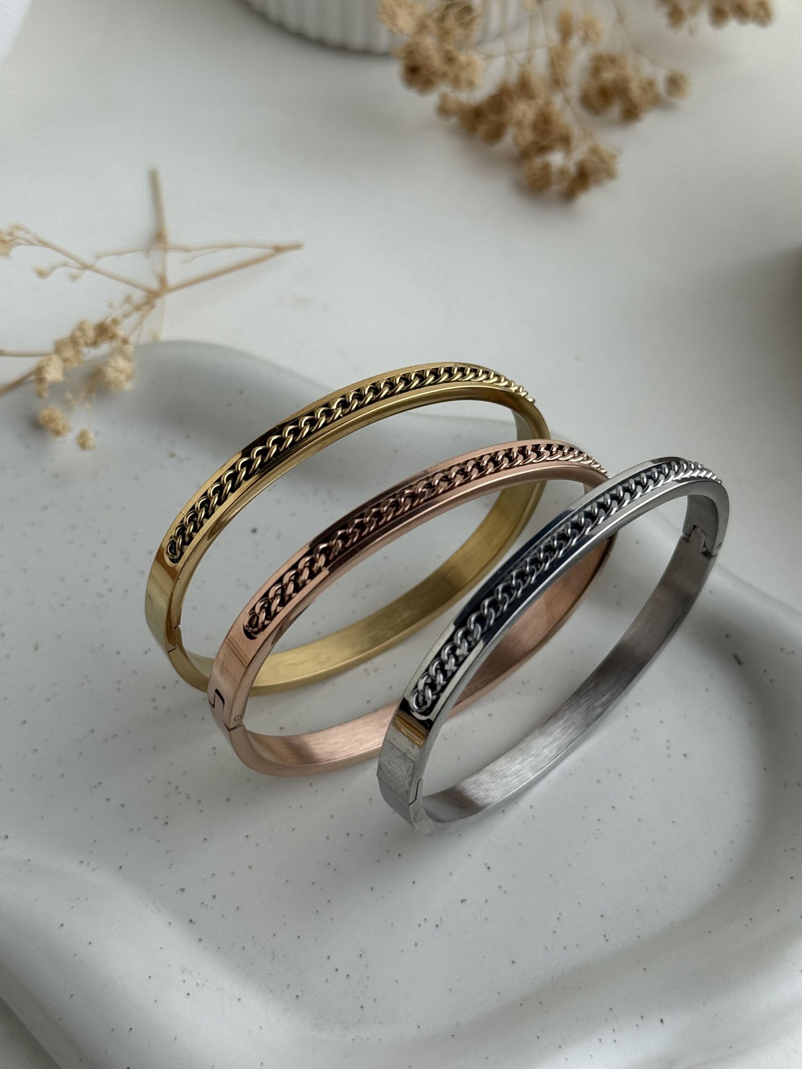 Virelle Chain Inlay Cuff