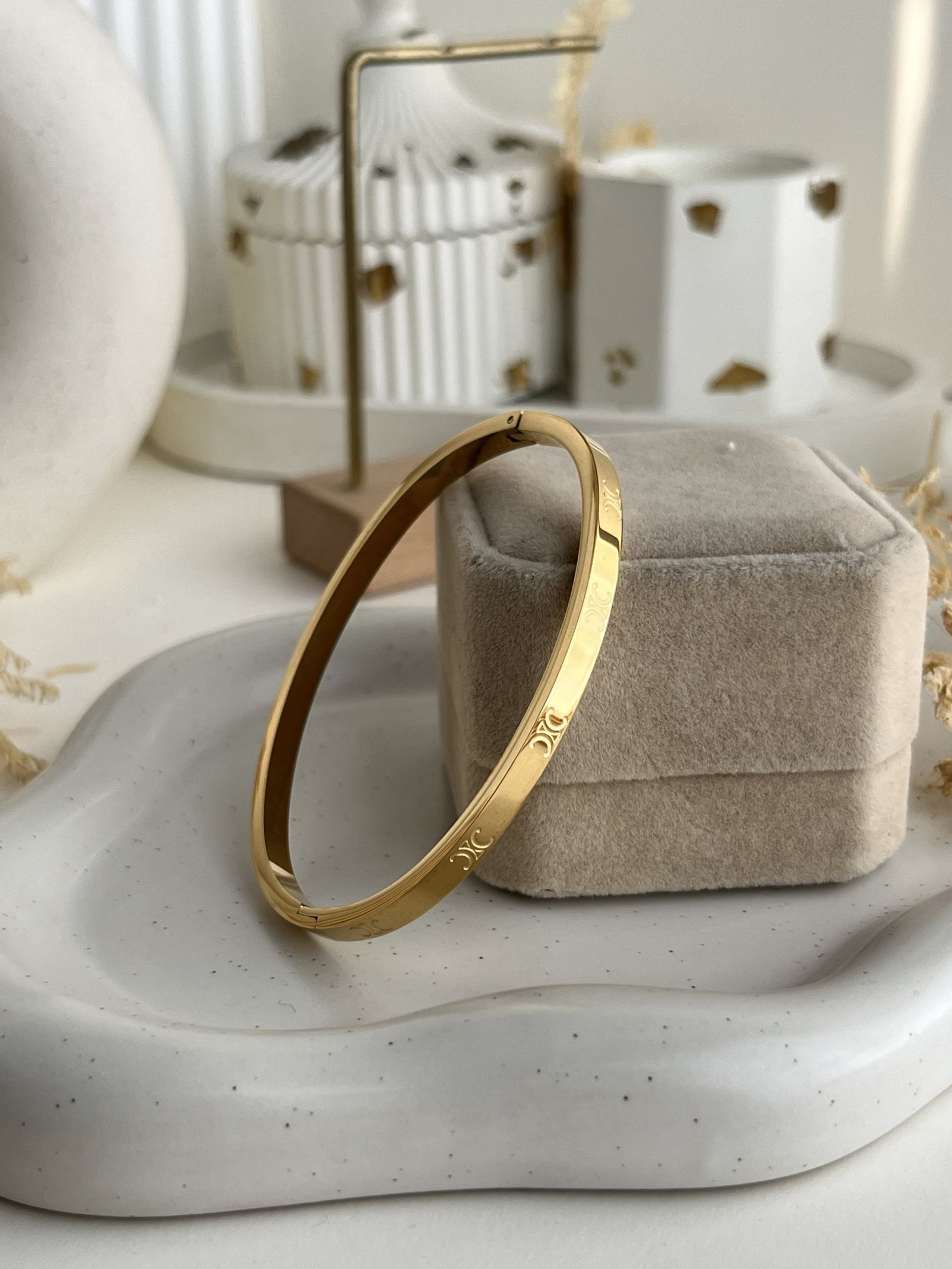 Celeste Motif Cuff