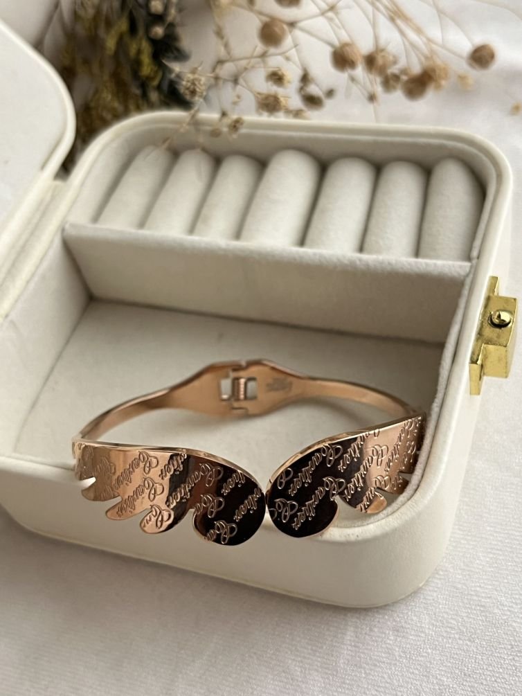 Aurelia Script Cuff