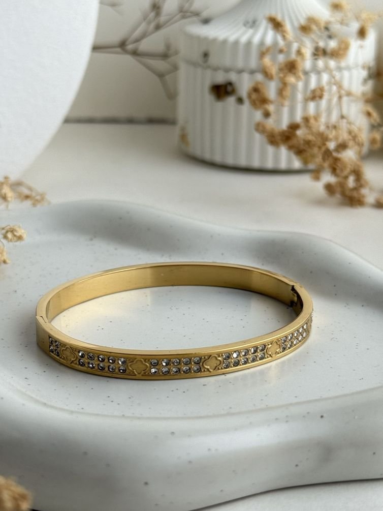 Fleur Pavé Motif Cuff