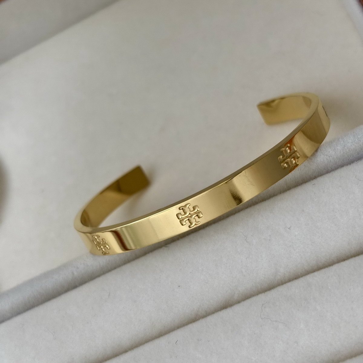 Aurelia Emblem Cuff