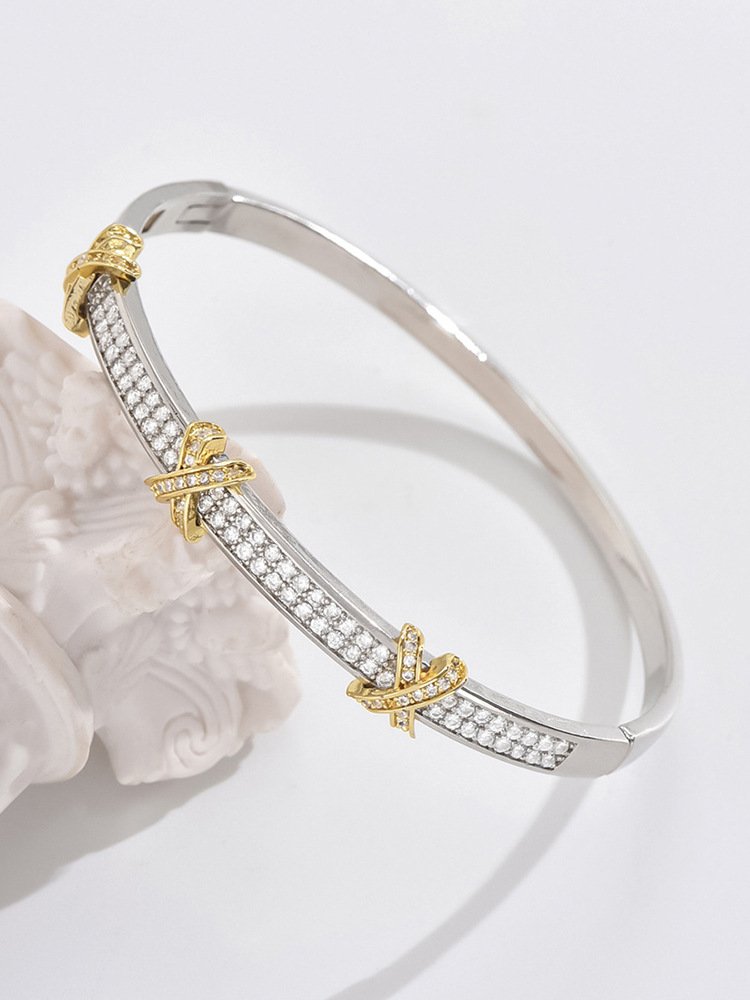 Crossline Cuff