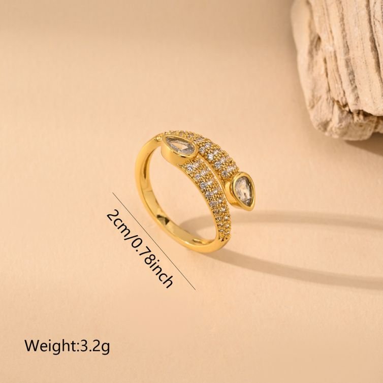 Soléa Tear Ring