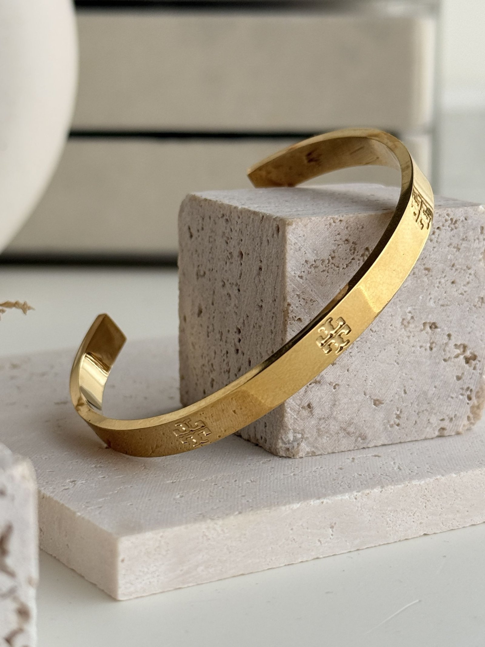 Aurelia Emblem Cuff