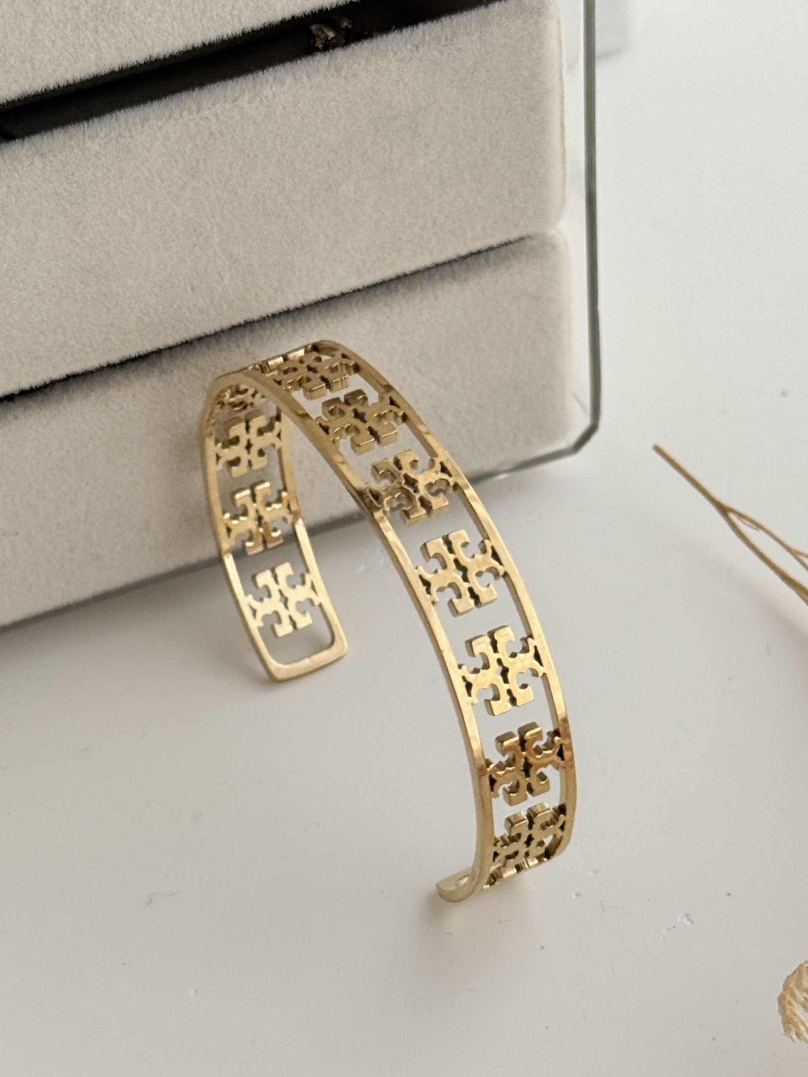 Solene Mosaic Cuff