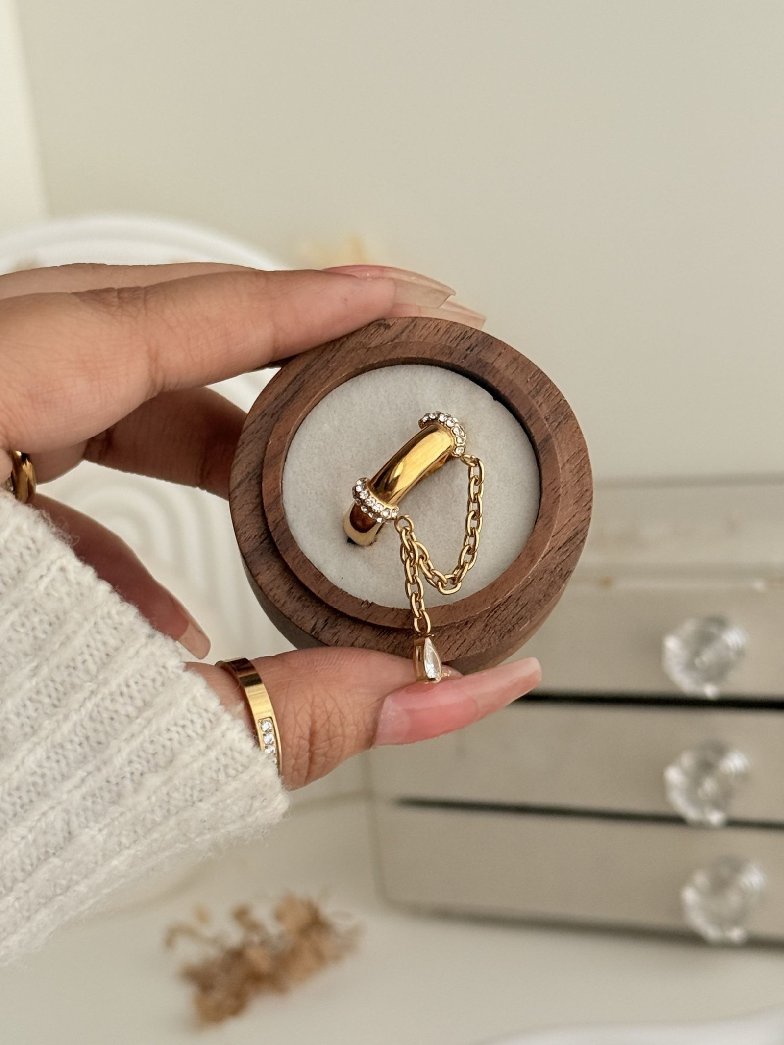 Celestine Chain Ring