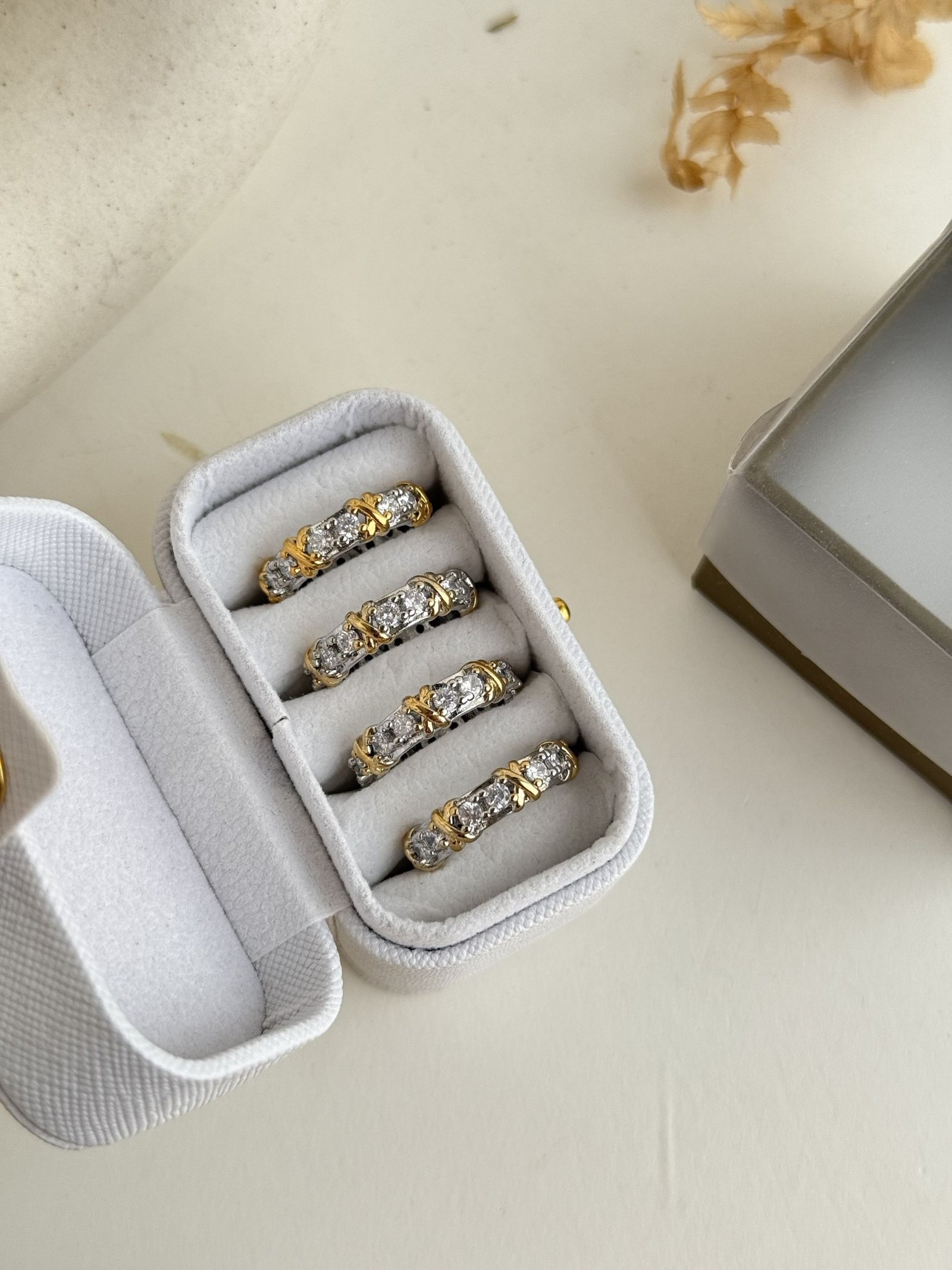 Celestia Adjustable Rivière Ring
