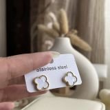 Étoile Clover Stud Earrings