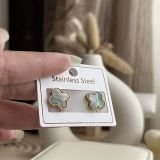 Étoile Clover Stud Earrings