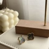 Étoile Clover Stud Earrings