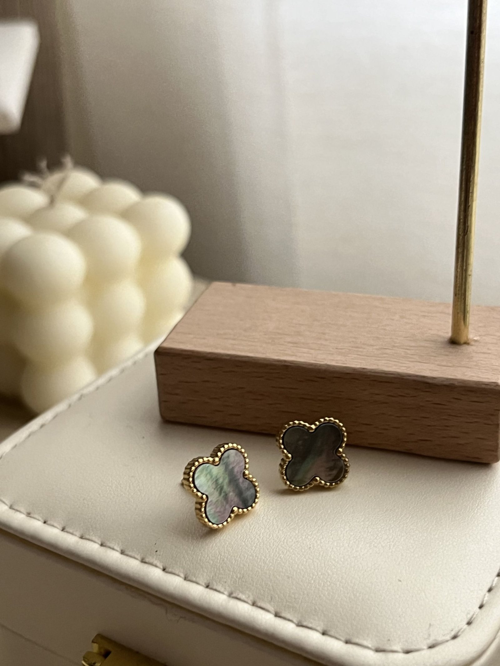 Γtoile Clover Stud Earrings