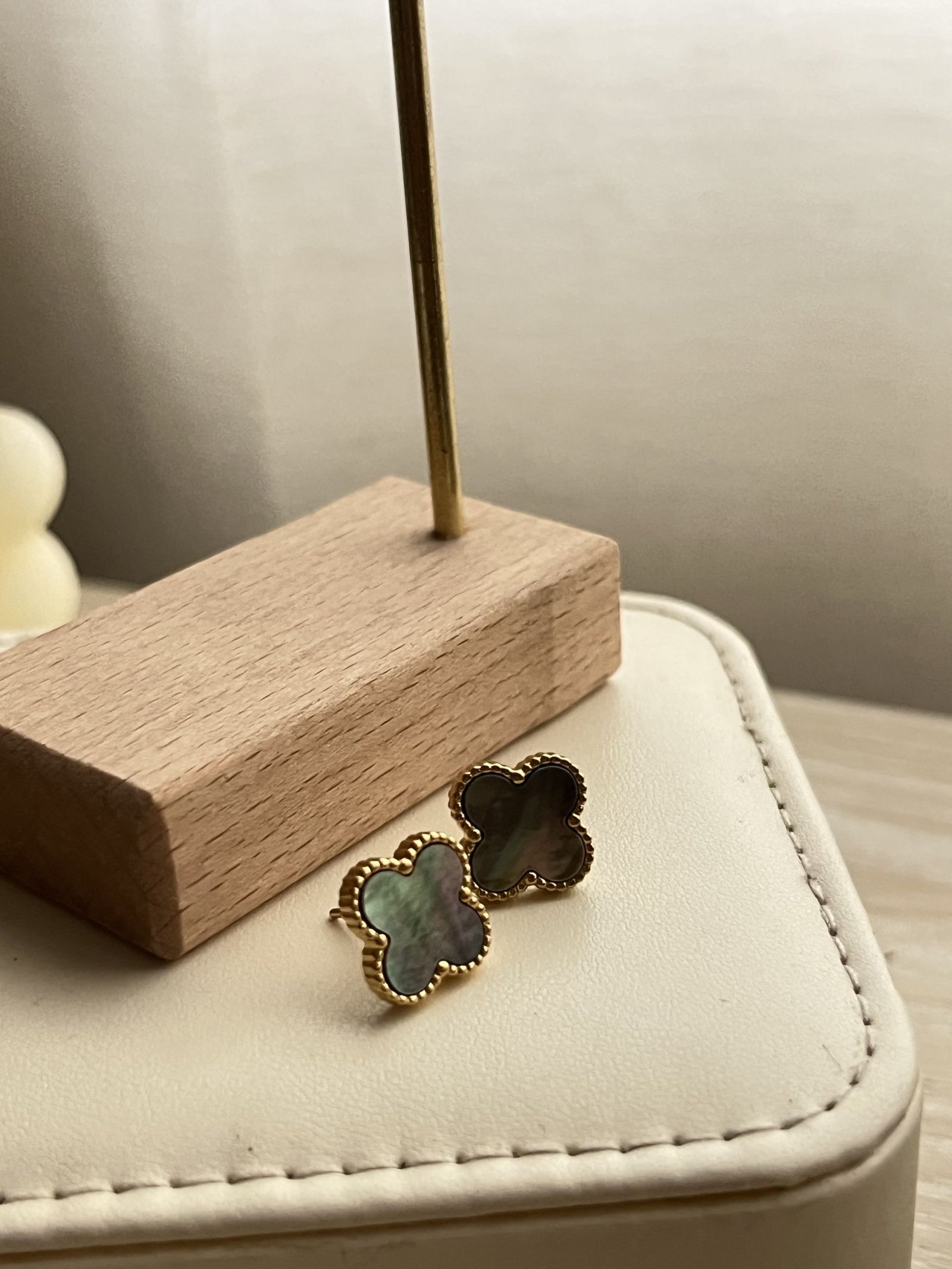Γtoile Clover Stud Earrings