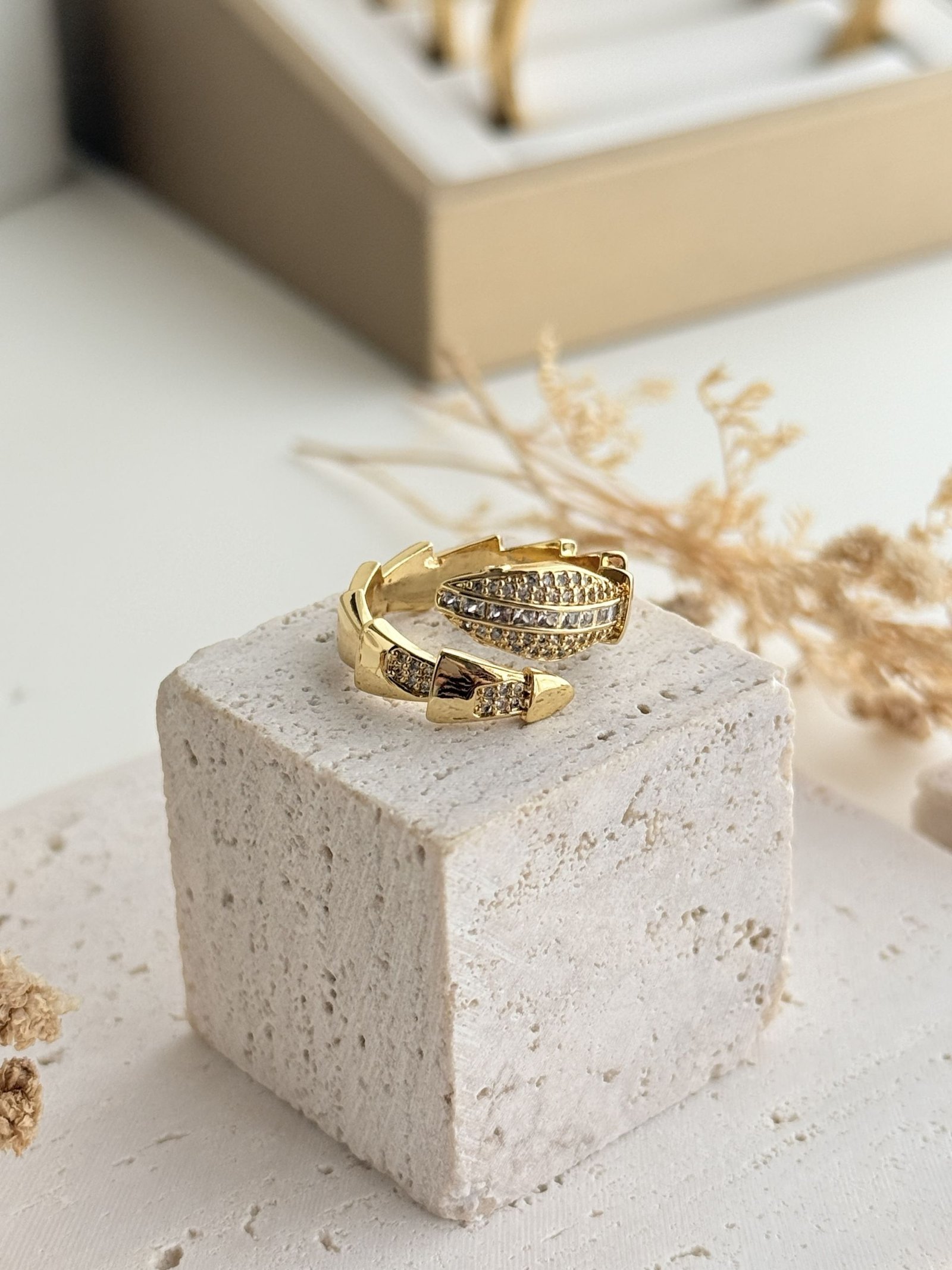 Virelle Serpent Ring