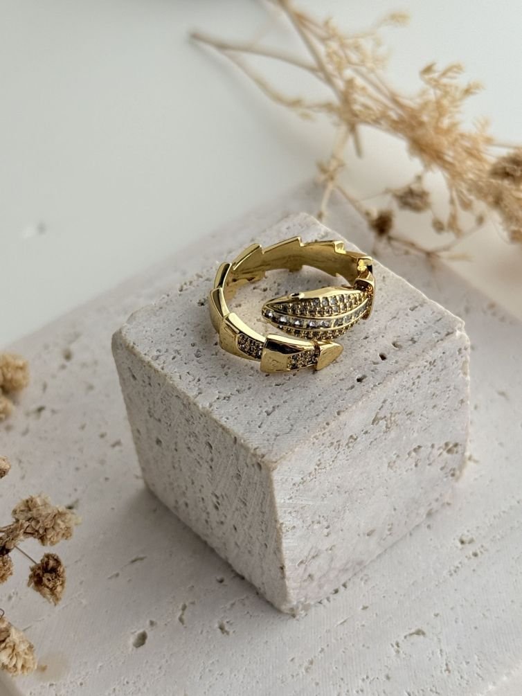 Virelle Serpent Ring