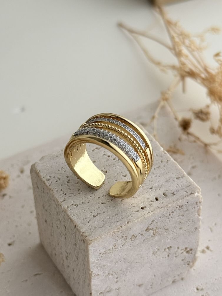 Celestia Adjustable Ring