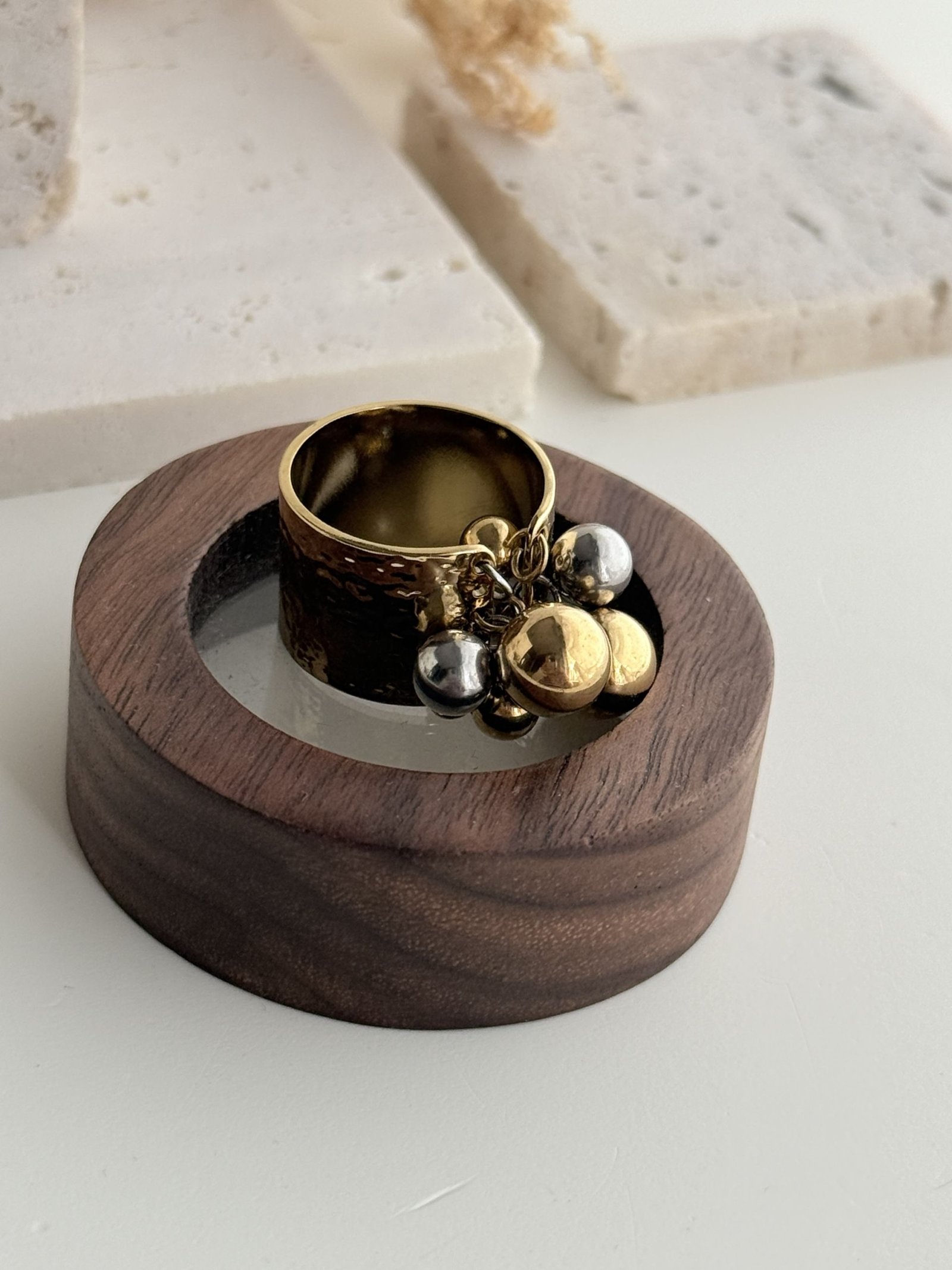Aurette Adjustable Ring