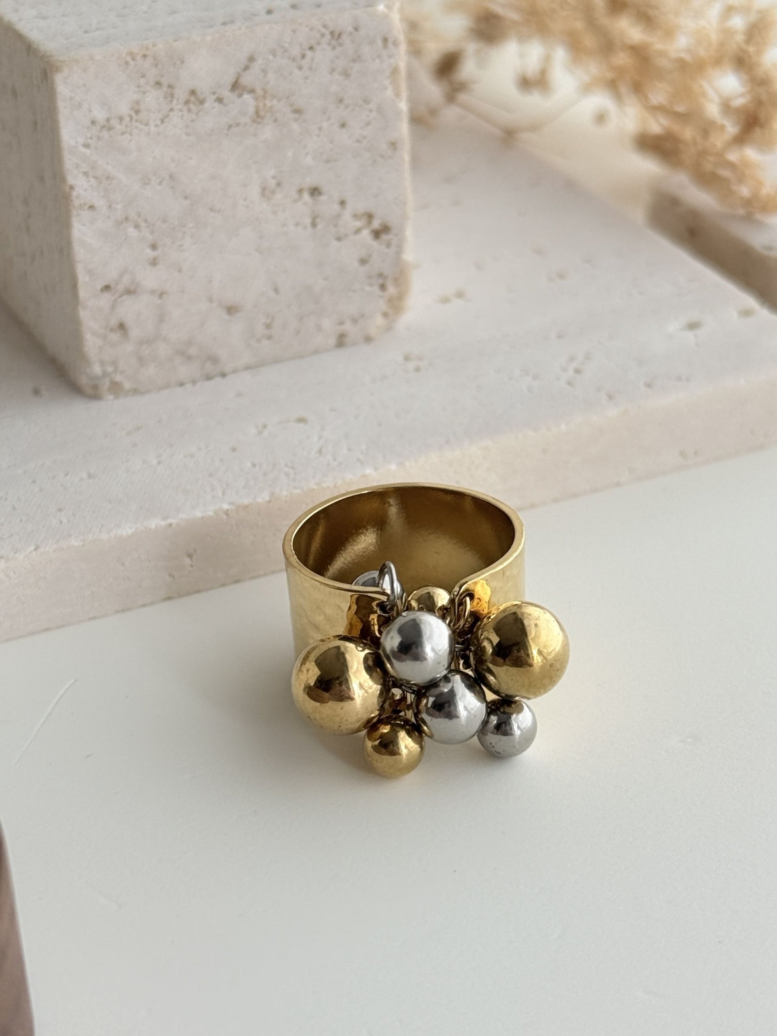 Aurette Adjustable Ring