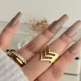Veyra Adjustable Ring