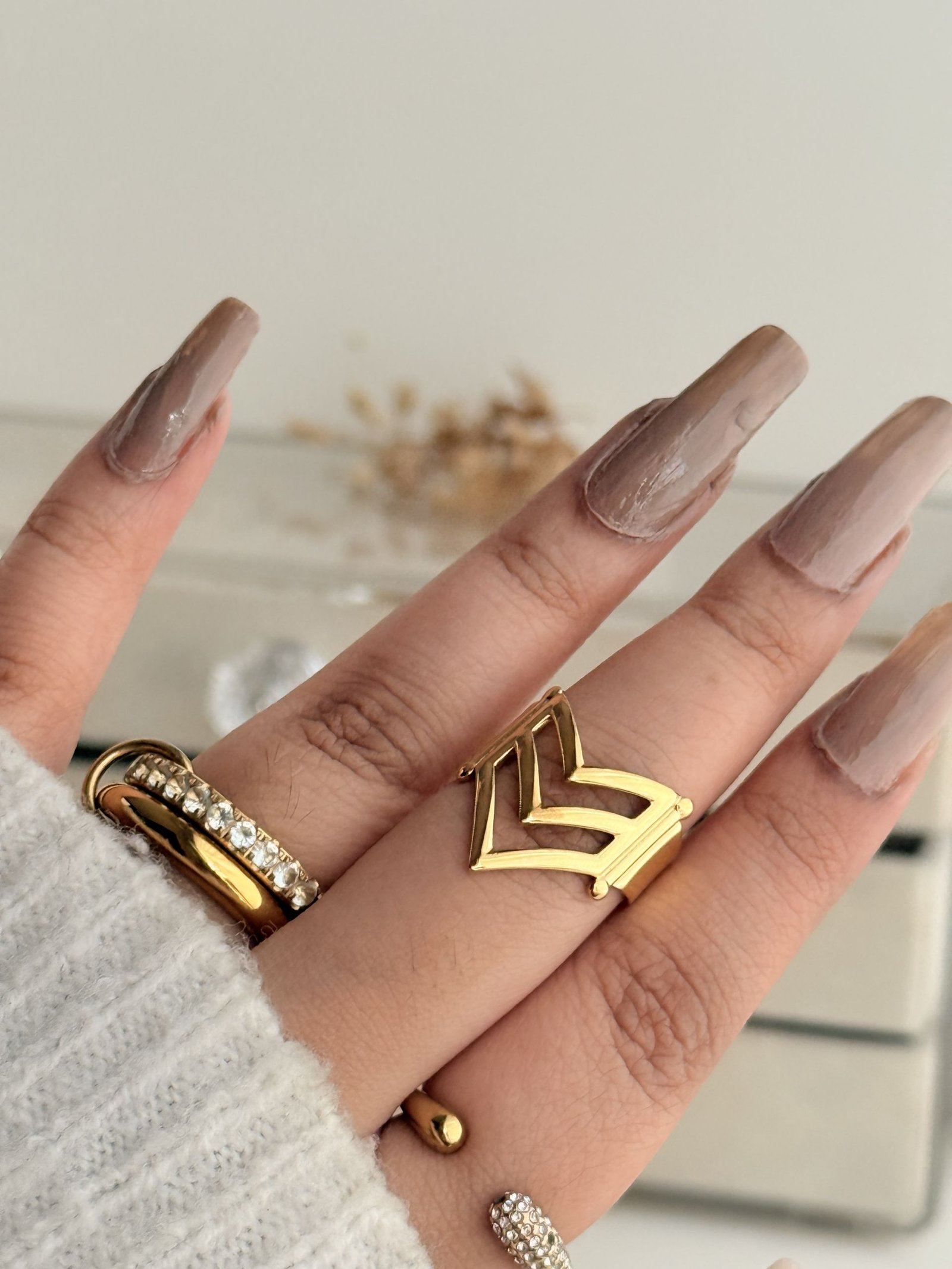 Veyra Adjustable Ring