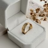 Valère Crest Ring