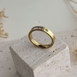 Étoile Crest Ring
