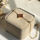 Roselle Clover Crystal Bracelet