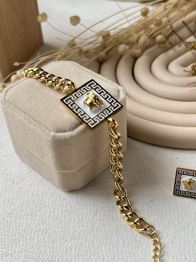 Aurelios Medusa Chain Bracelet
