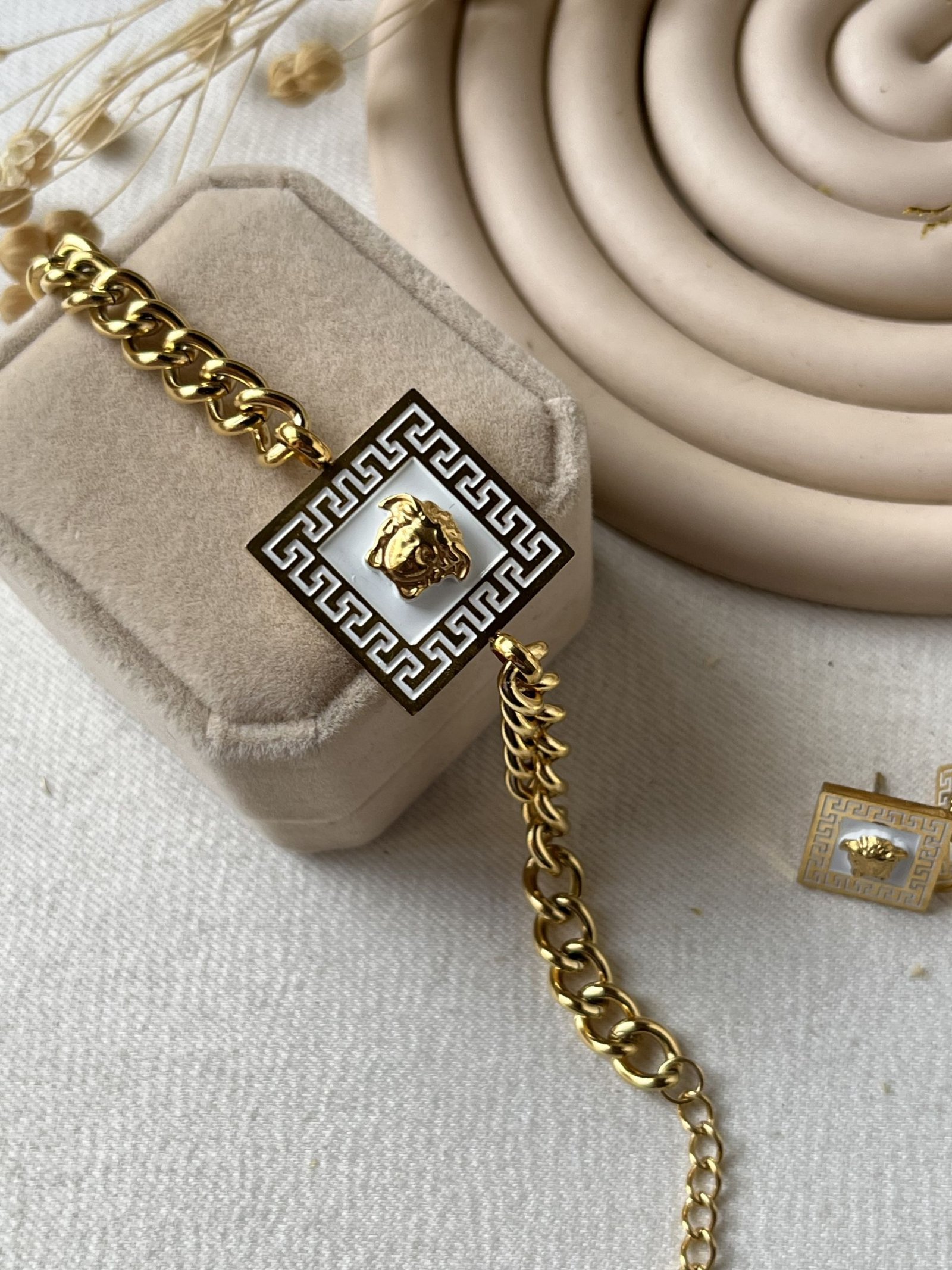 Aurelios Medusa Chain Bracelet