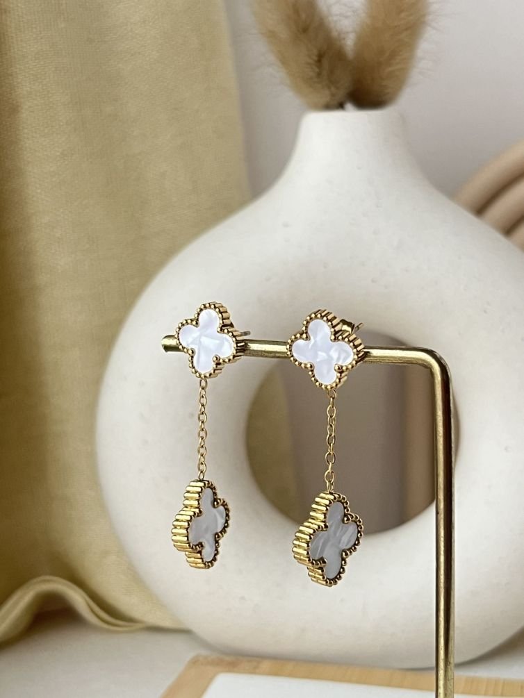 Lumière Clover Drop Earrings