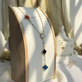 Étoile Clover Drop Neckchain