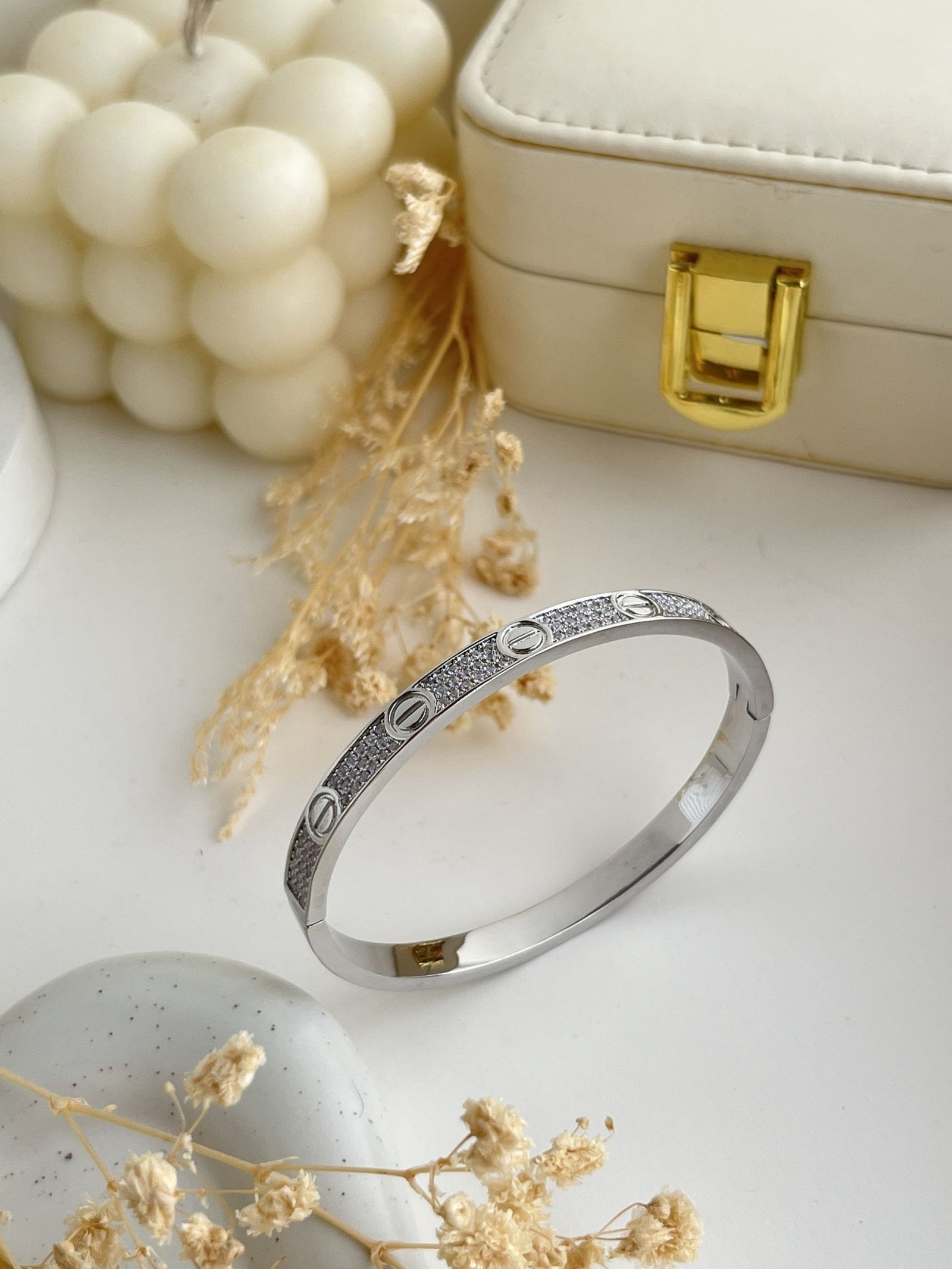 Luna Lock Cuff