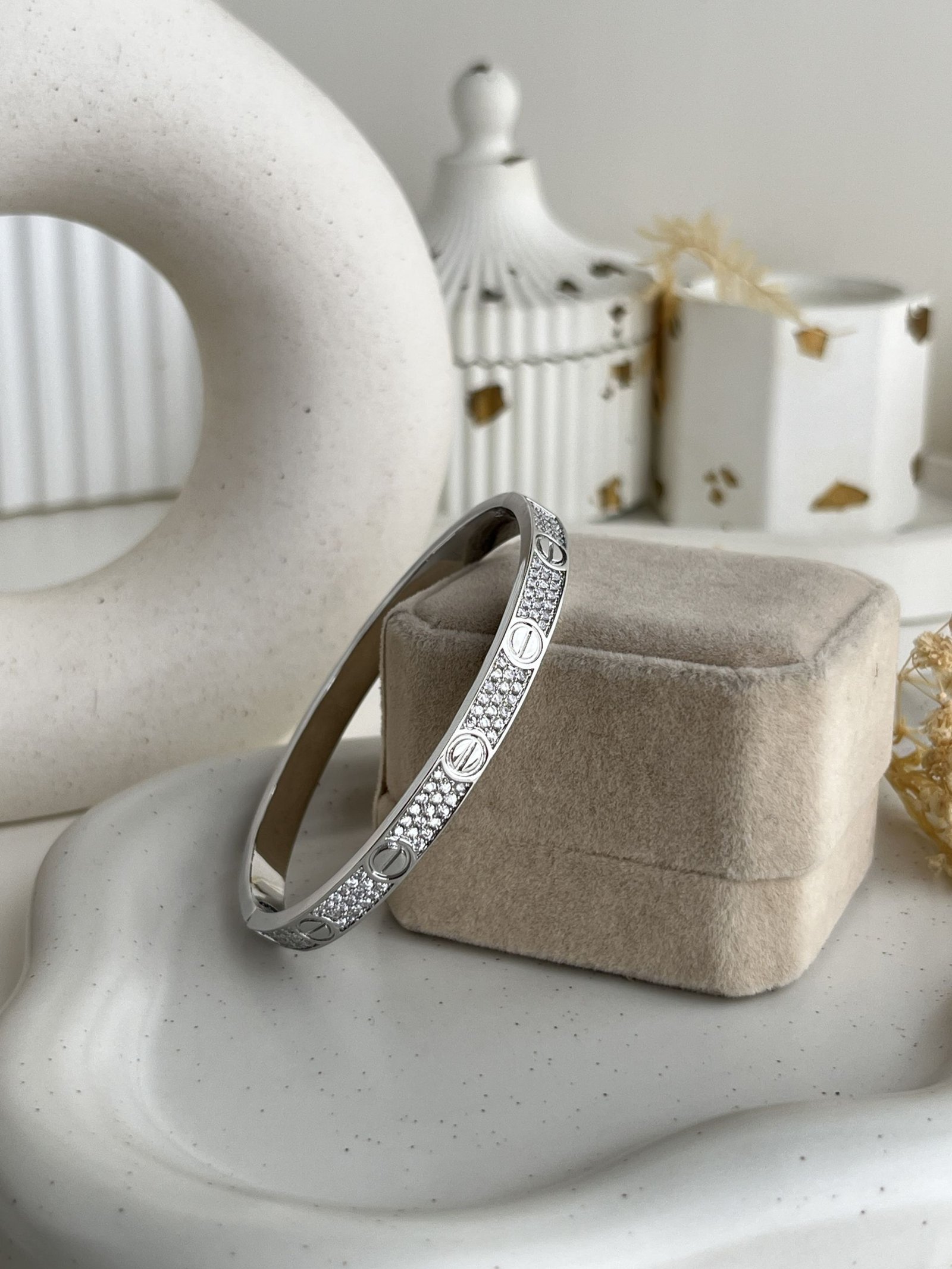 Luna Lock Cuff