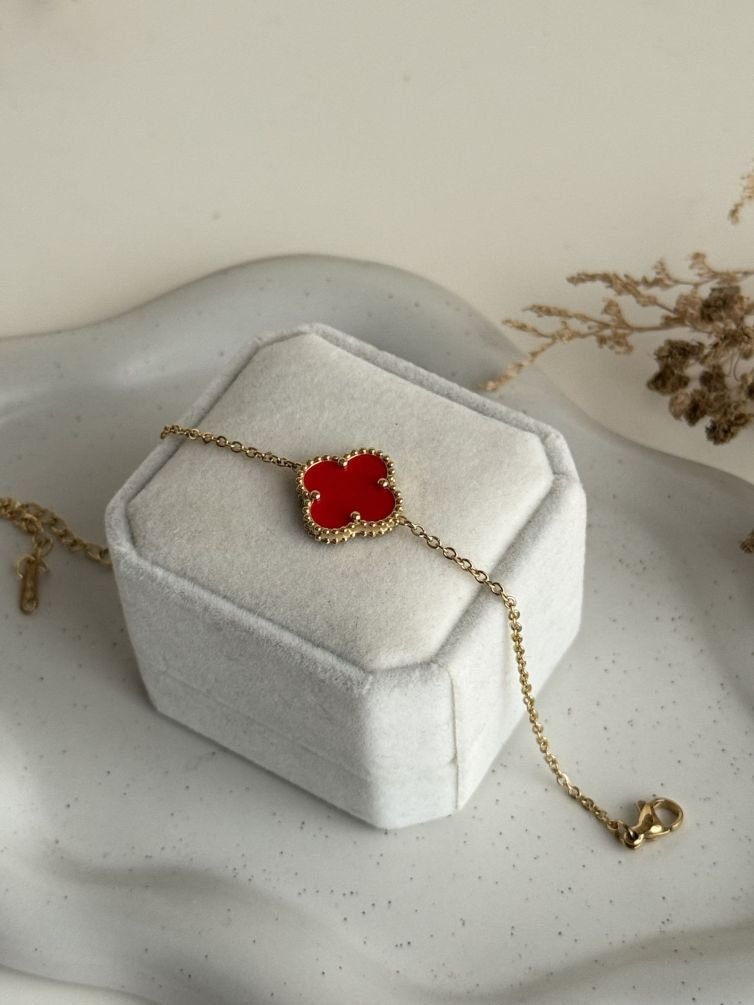 Scarlet Clover Charm Bracelet