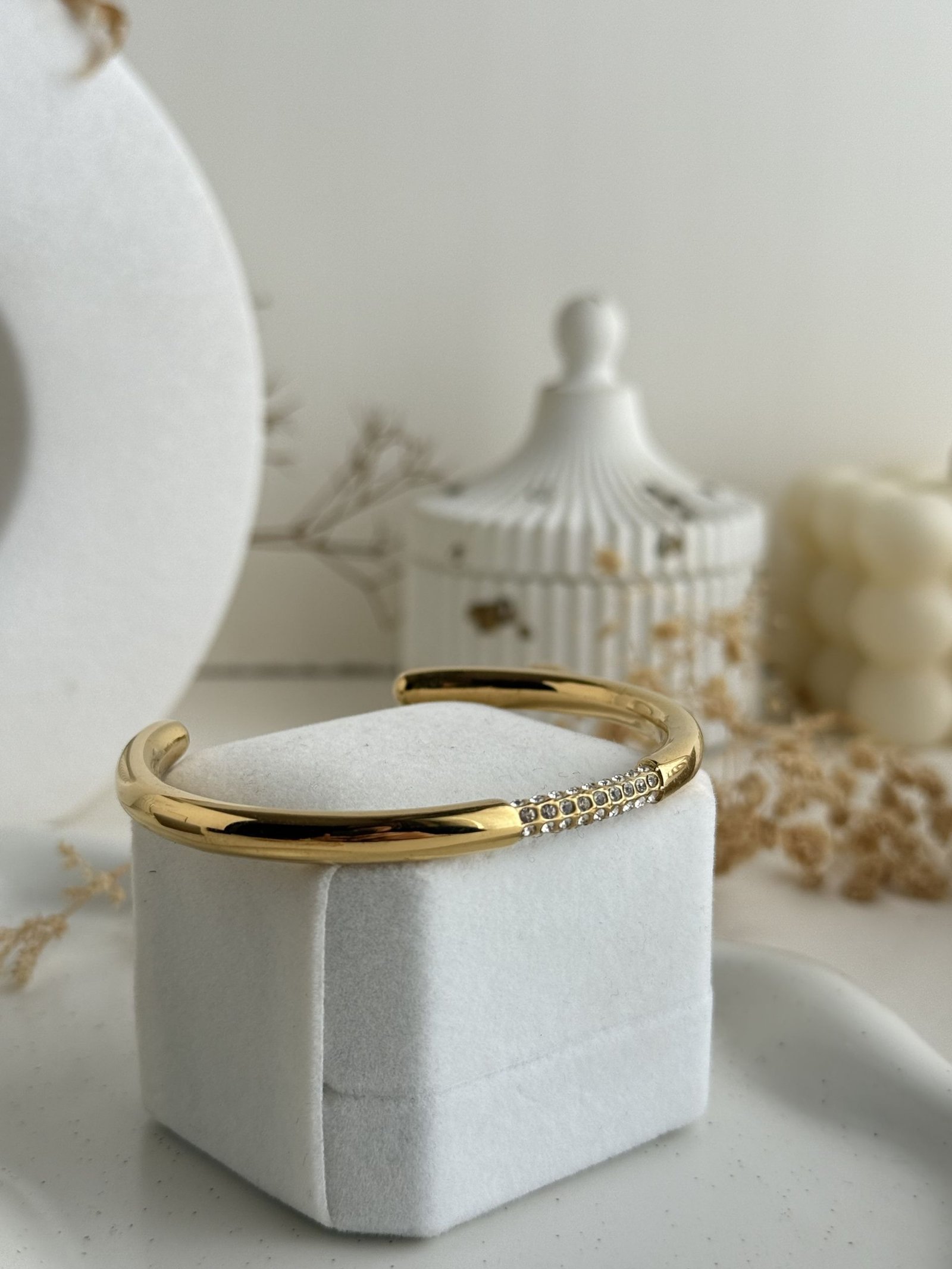 Verona Twin Cuff