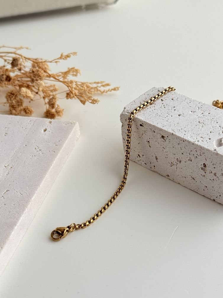 Aureline Box Chain Bracelet