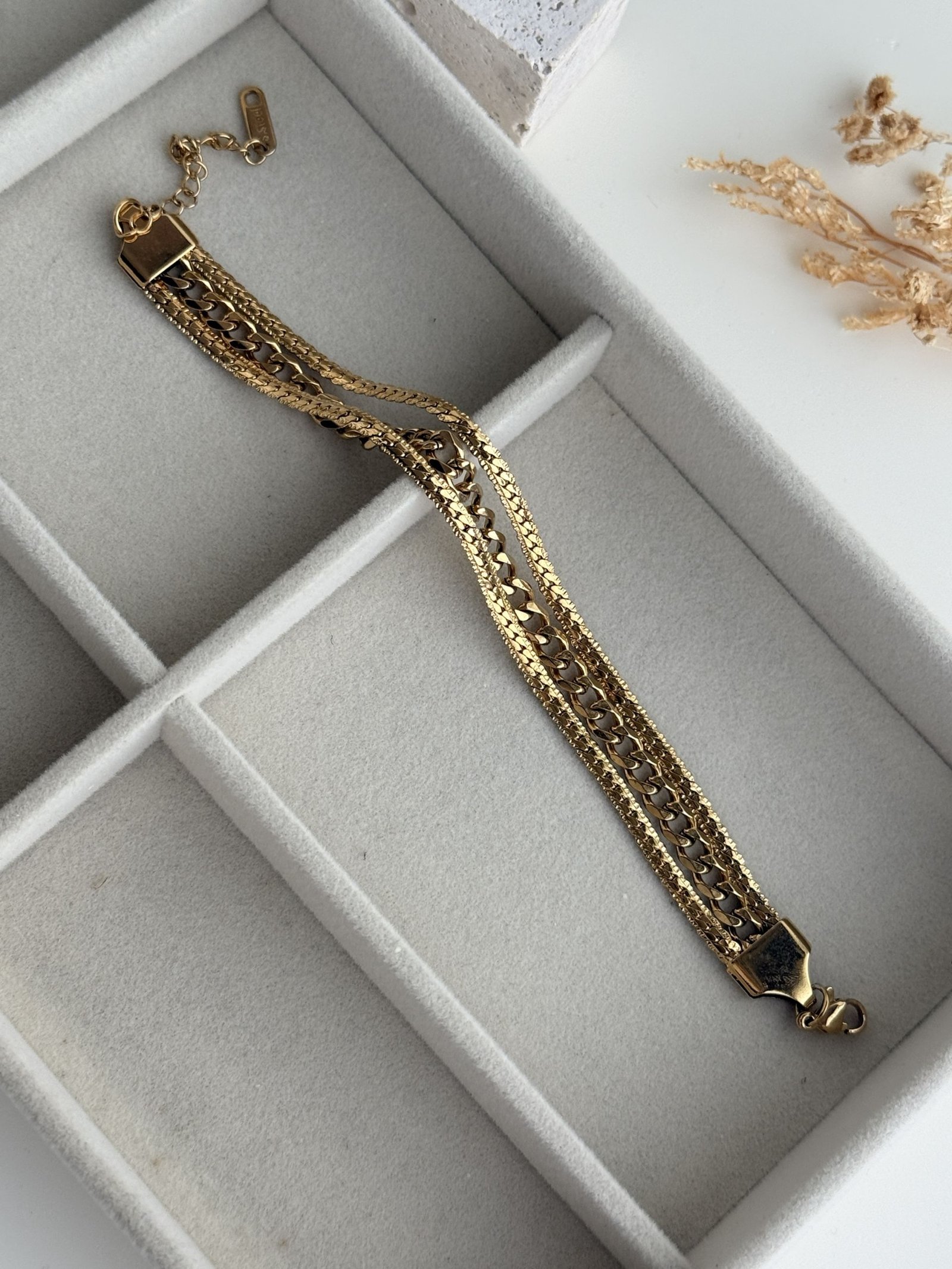 AuricΓ© Layered Chain Bracelet