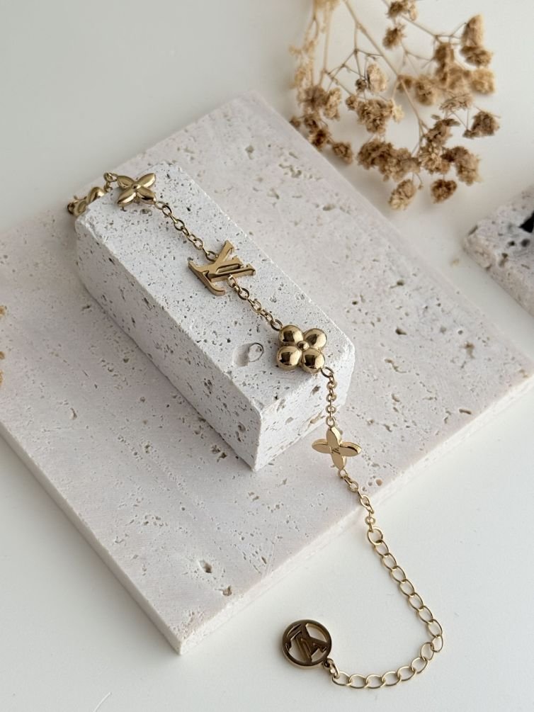 Fleurmont Charm Bracelet