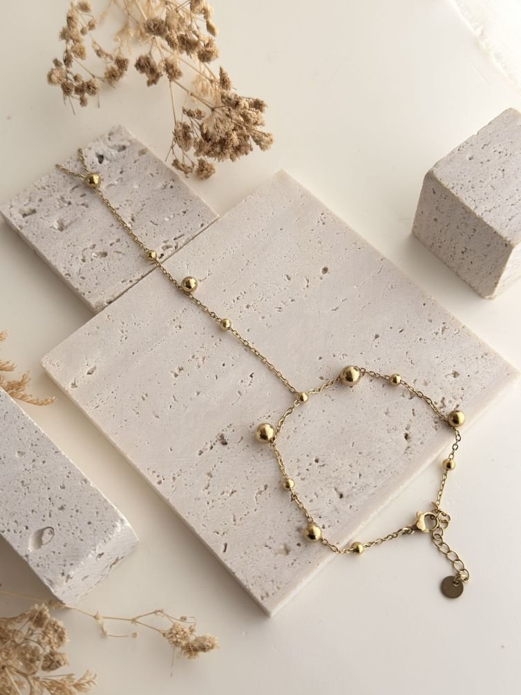 Orlisse Hand Chain Bracelet