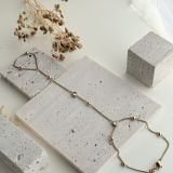 Lumière Heart Handchain