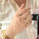 Élaria Crystal Hand Chain