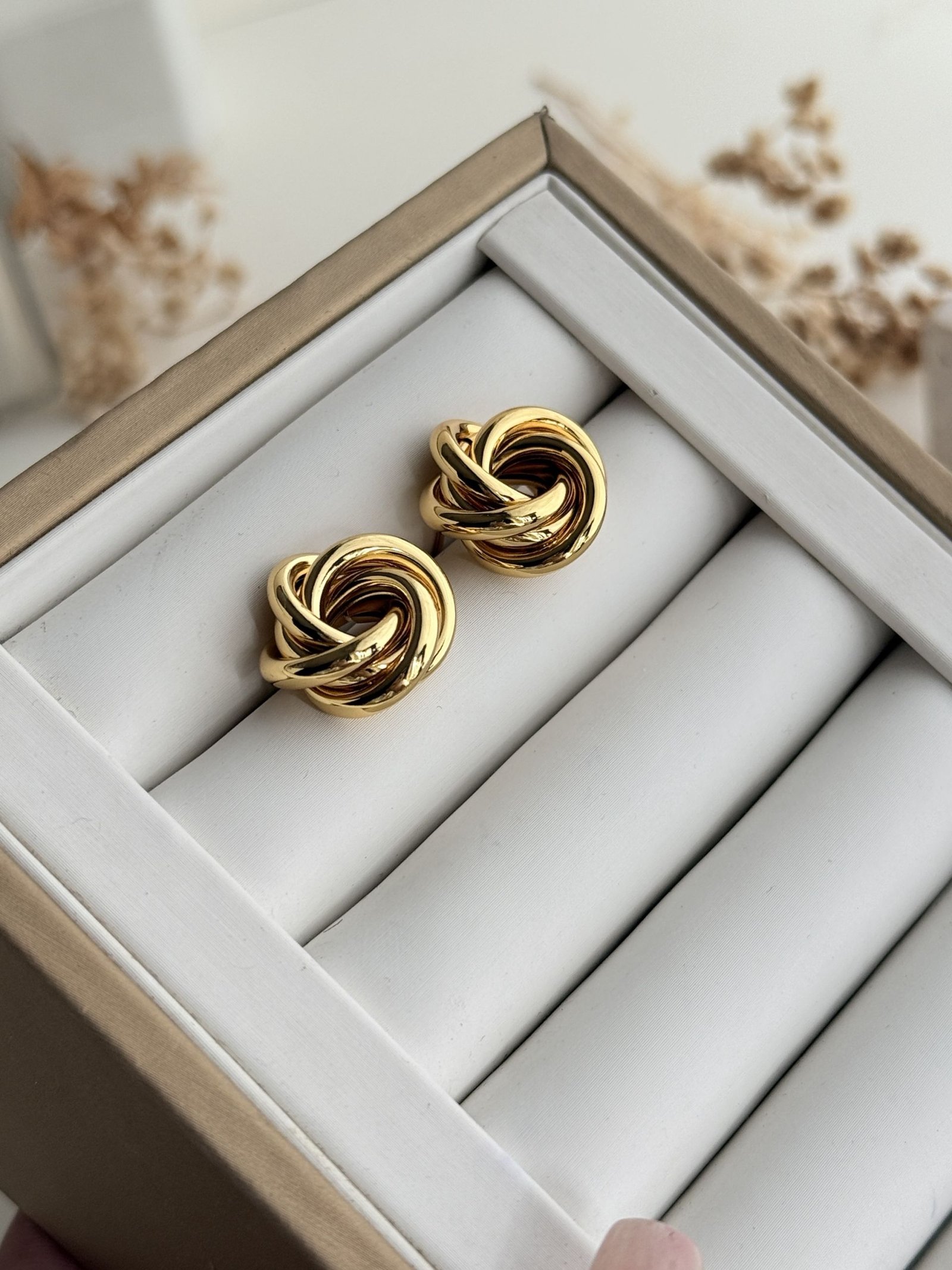 Seraphine Knot Studs