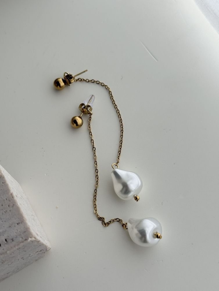 Étoile Pearl Drop Earrings