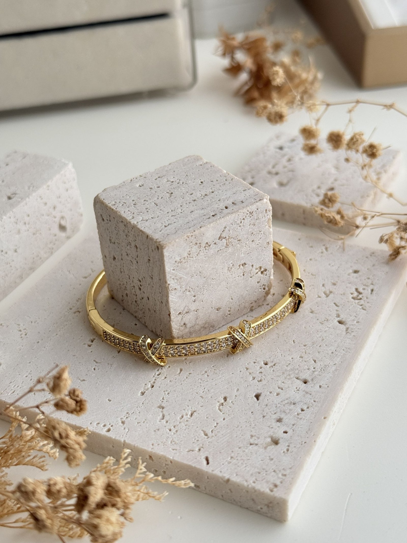 Crossline Cuff