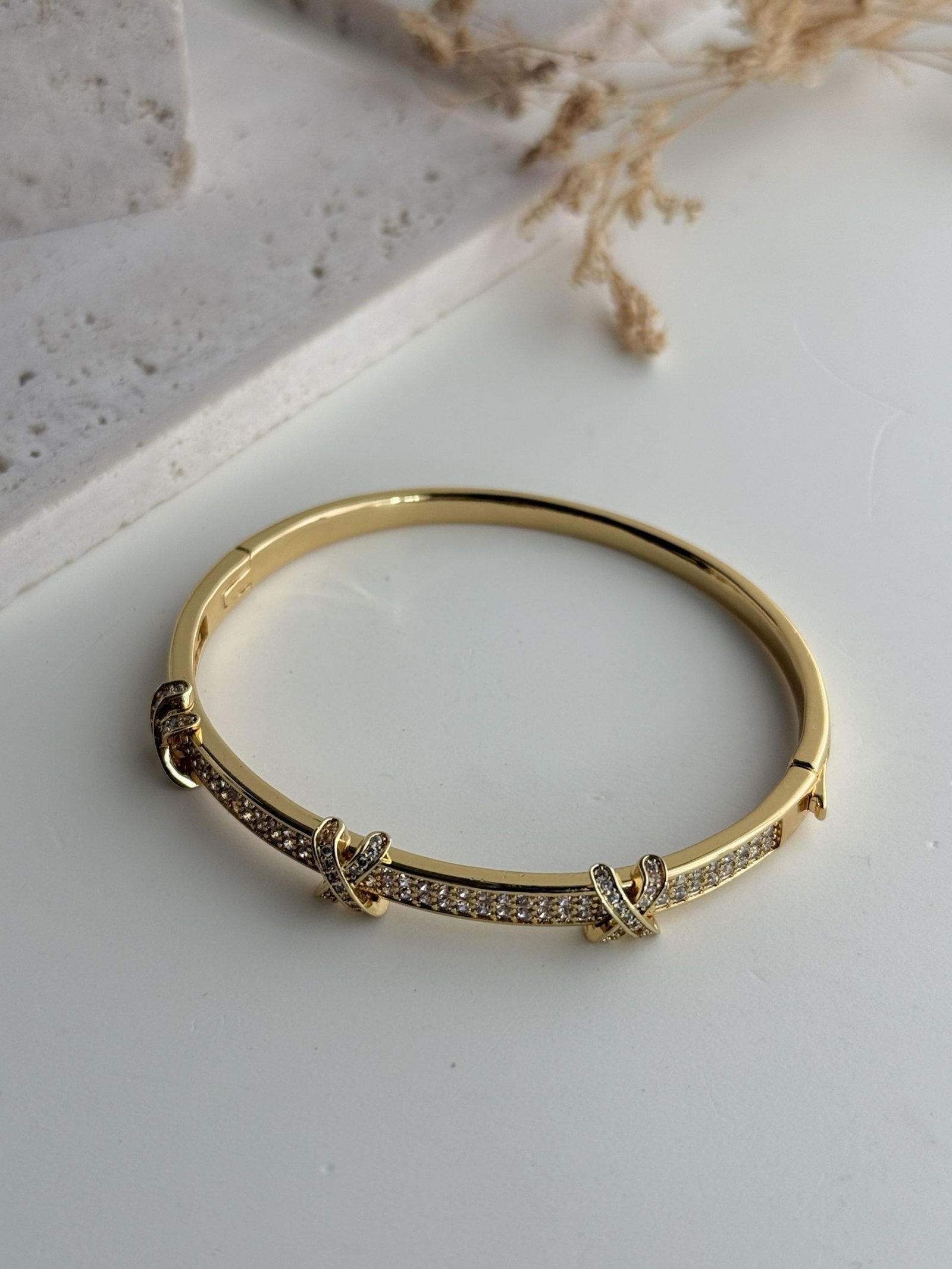 Crossline Cuff