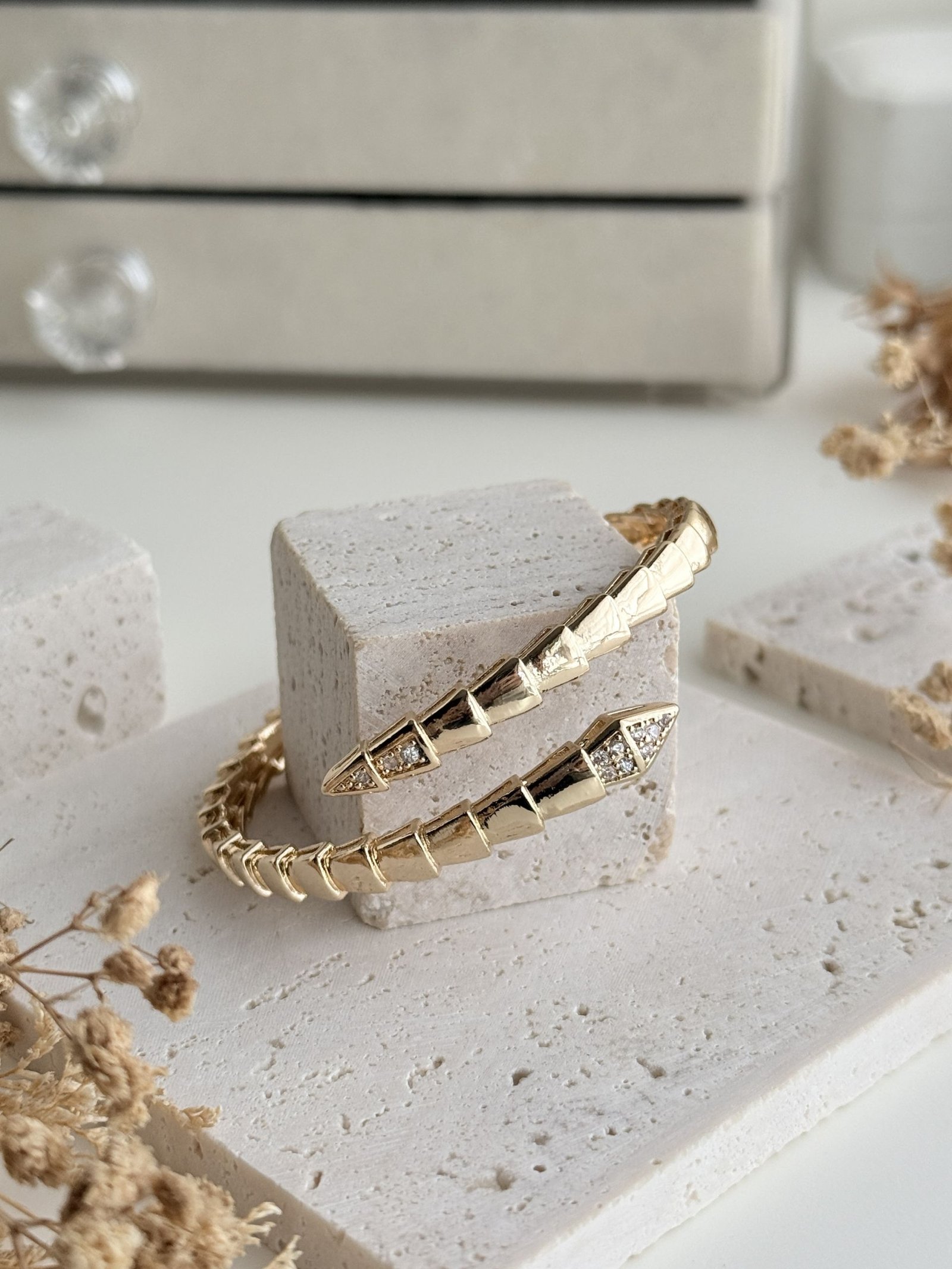 Seraphine Edge Cuff