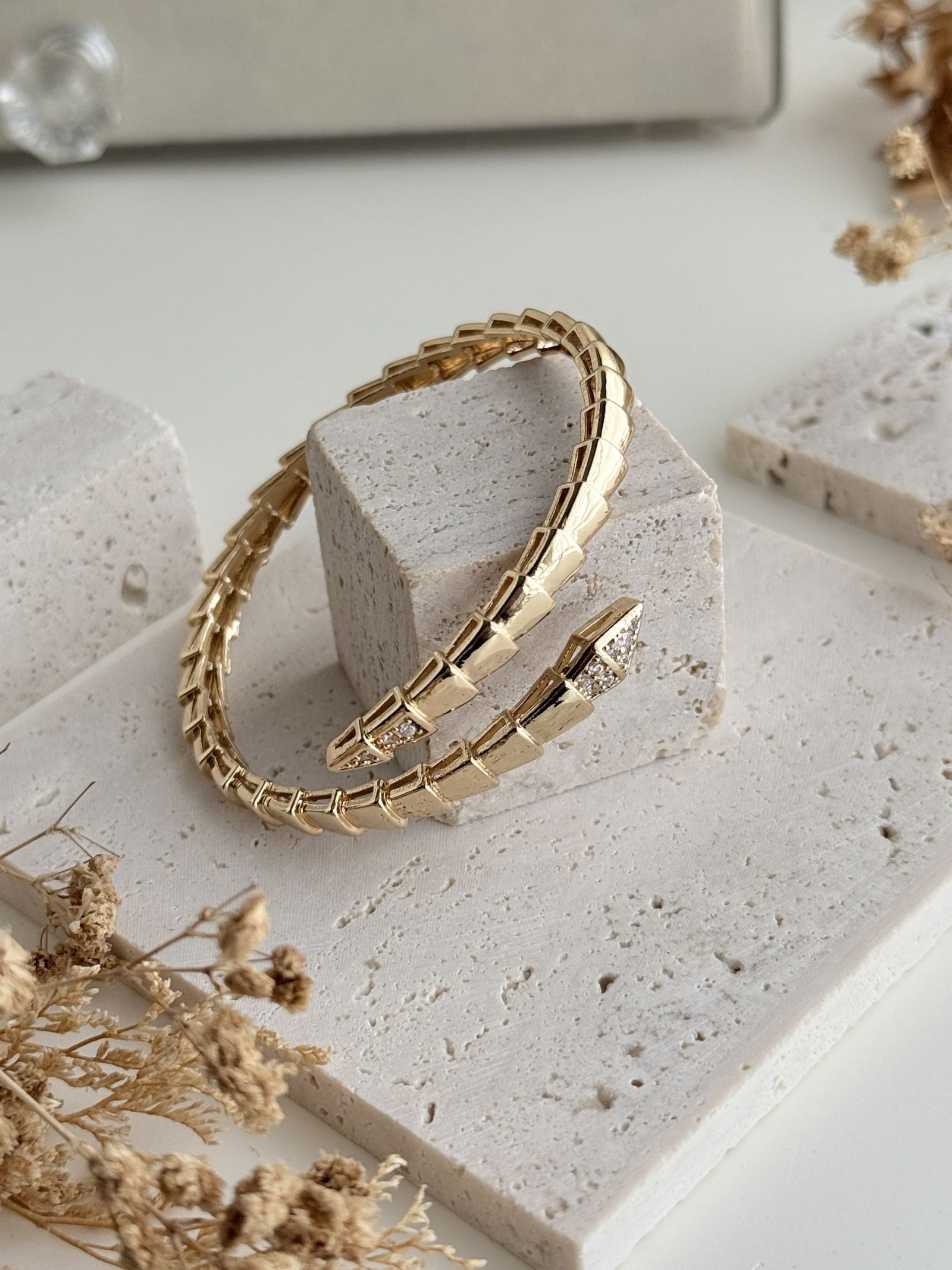 Seraphine Edge Cuff
